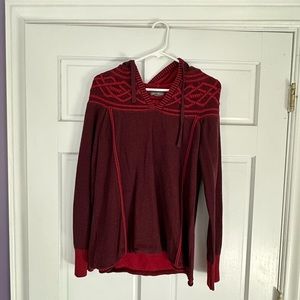 EDDIE BAUER HOODED SWEATER